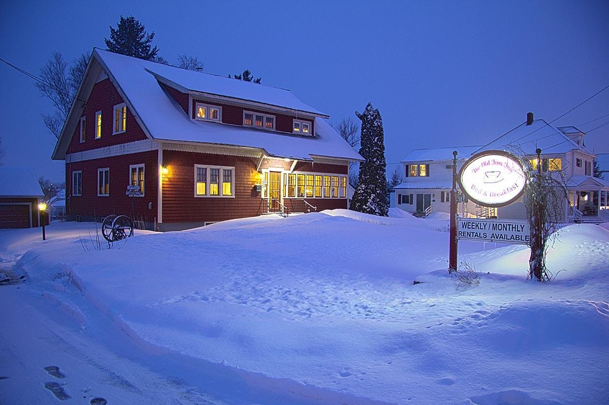 Old Iron Inn Bed And Breakfast Caribou Eksteriør bilde